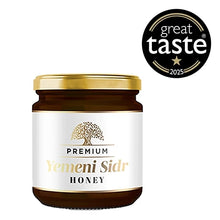 Load image into Gallery viewer, Prophetic Blends Yemeni Sidr Honey 250g with Great Taste 2025 1-Star badge
